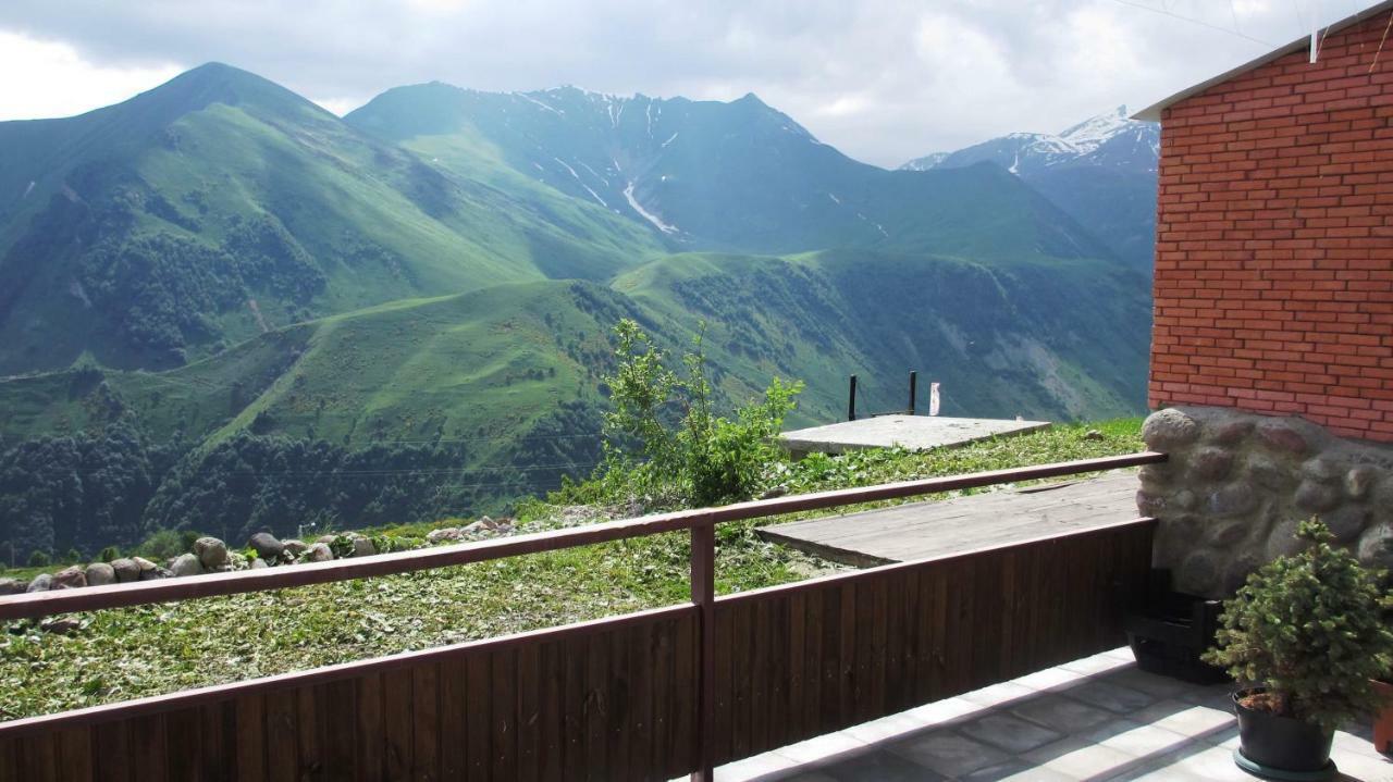 Chalet Marina 구다우리 외부 사진